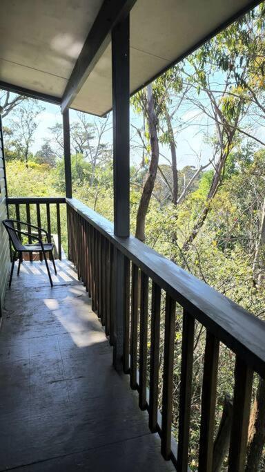 The Black Cockatoo - Secret Garden Treetops Home Katoomba Exterior foto